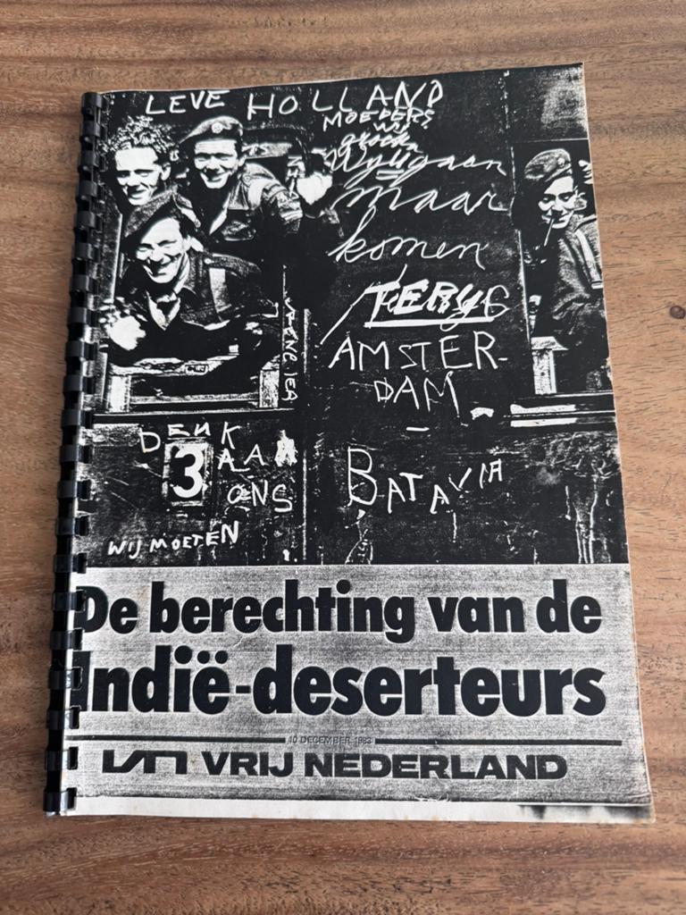 Historisch artikel: Desertie in Nederlands-Indië (1983.), Ophalen of Verzenden, Gelezen, Overige typen
