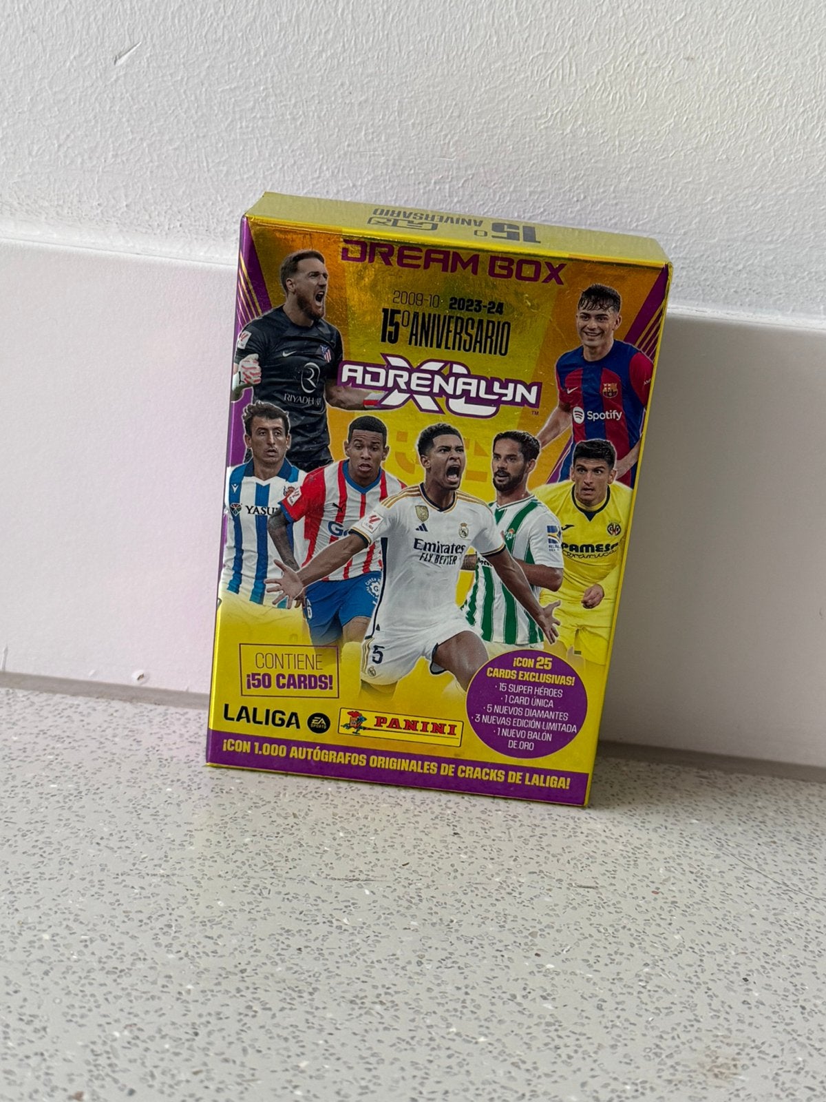 Voetbalplaatjes, Ophalen, Zo goed als nieuw, Meerdere plaatjes