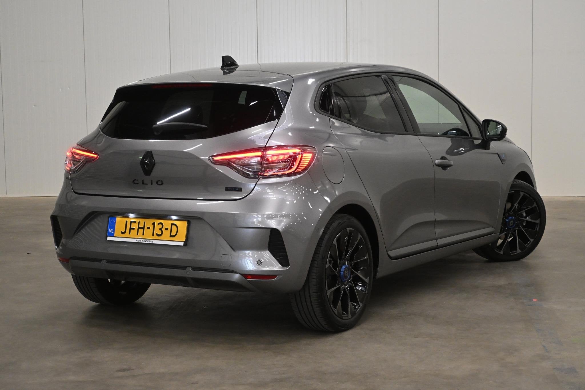 Renault Clio E-Tech Full Hybrid 145 esprit Alpine | STUUR/ST, Auto's, Dealer onderhouden, Gebruikt, Euro 6, Leder en Stof