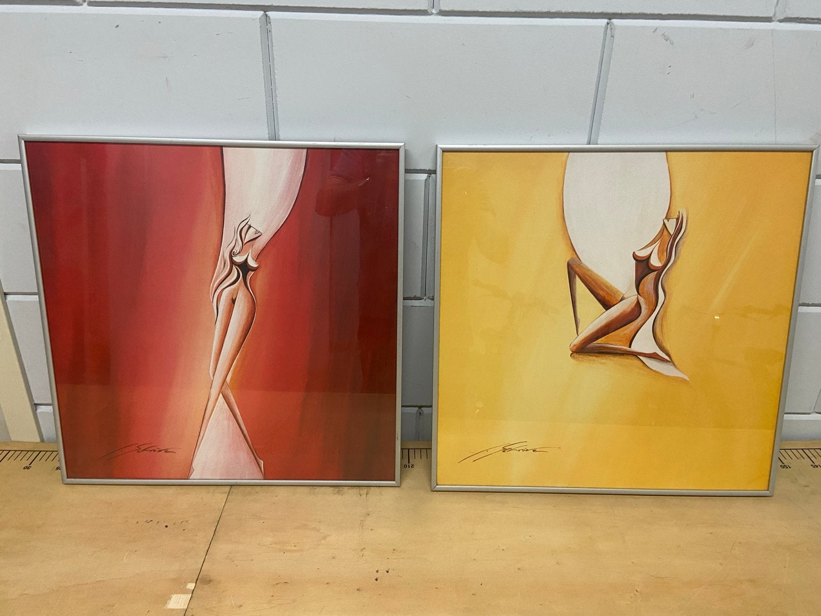 Set van 2 moderne schilderijen: Abstracte figuren, Antiek en Kunst, Ophalen, Figuren, Ingelijst, Print