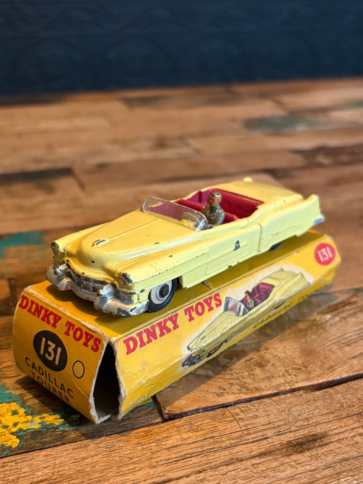 Dinky Toys 131 Cadillac Tourer met originele doos – jaren 50, Ophalen of Verzenden, Zo goed als nieuw, Auto, Dinky Toys
