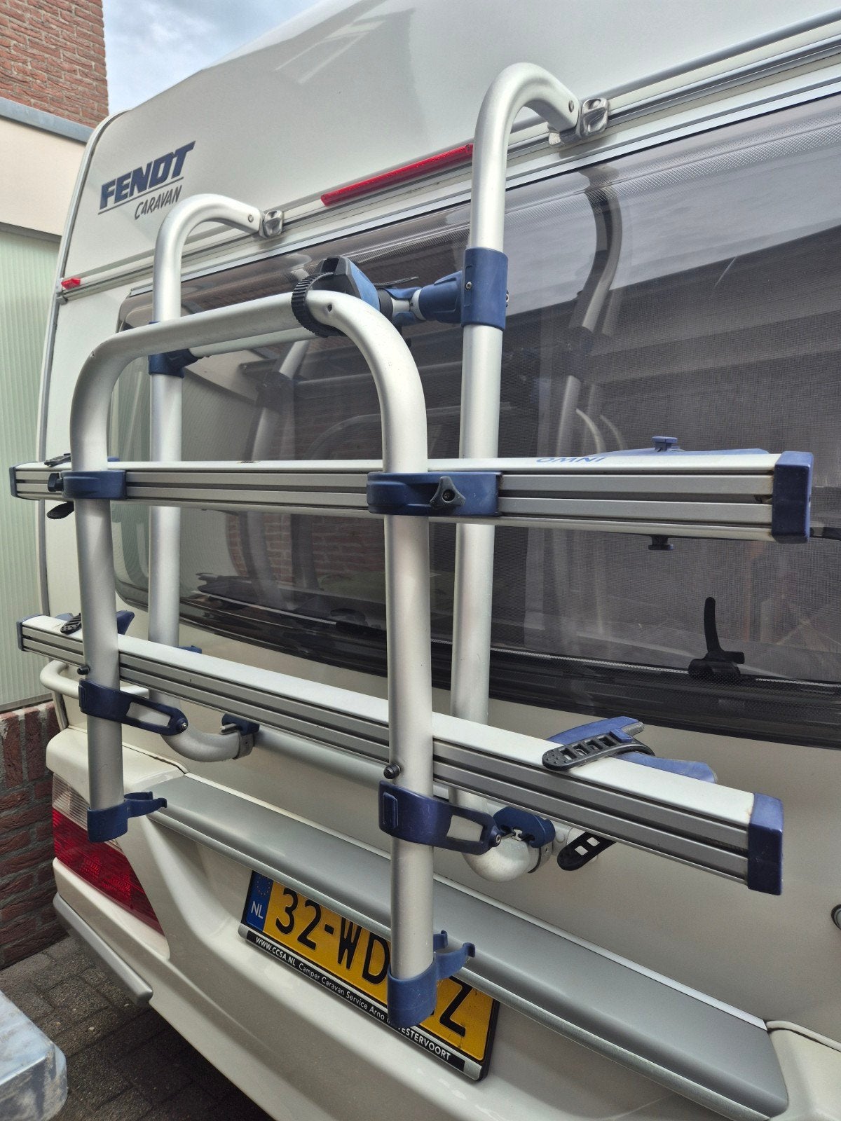 OMNI Fietsendrager voor caravan, Ophalen, Gebruikt, Achterklepdrager