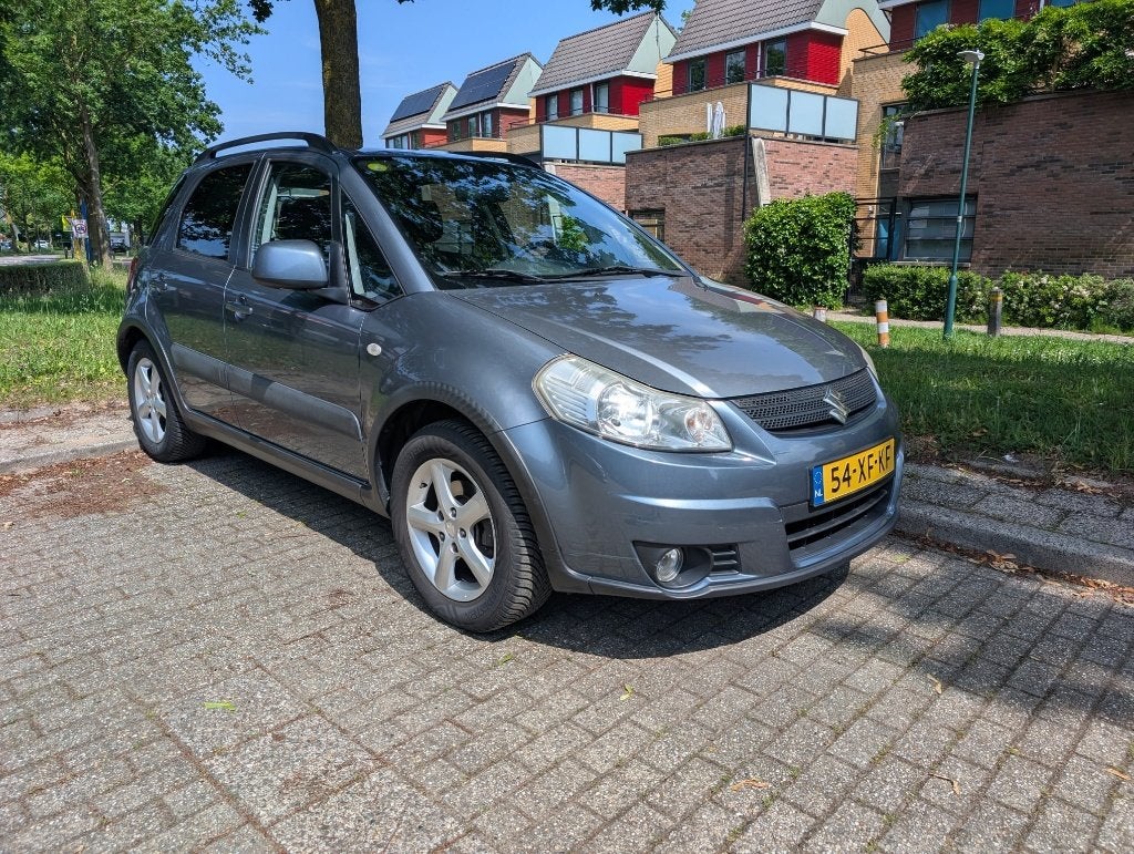 Suzuki SX4 1.6 | Trekhaak | APK jan 2027 | Nieuwe banden, 4 cilinders, 49 €/maand, Origineel Nederlands, 1200 kg