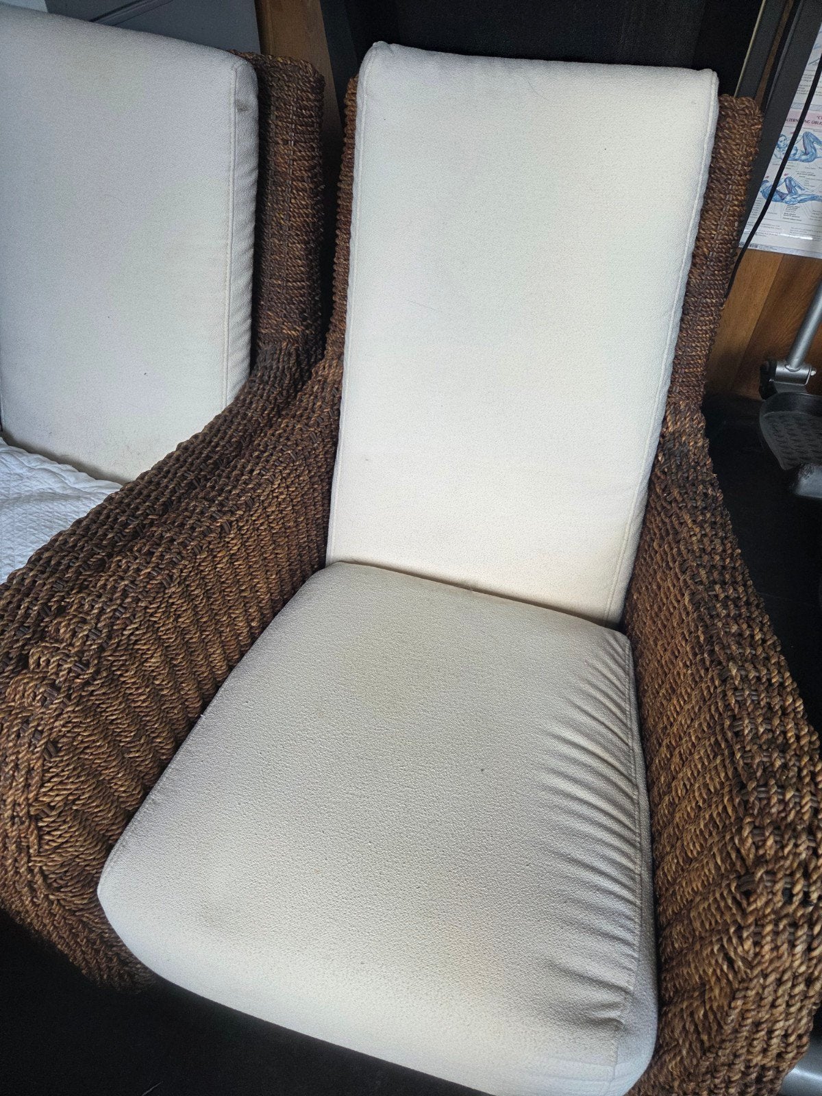 Ligne Roset stoel van riet/rotan met kussens, Ophalen, Gebruikt, Riet of Rotan, Twee