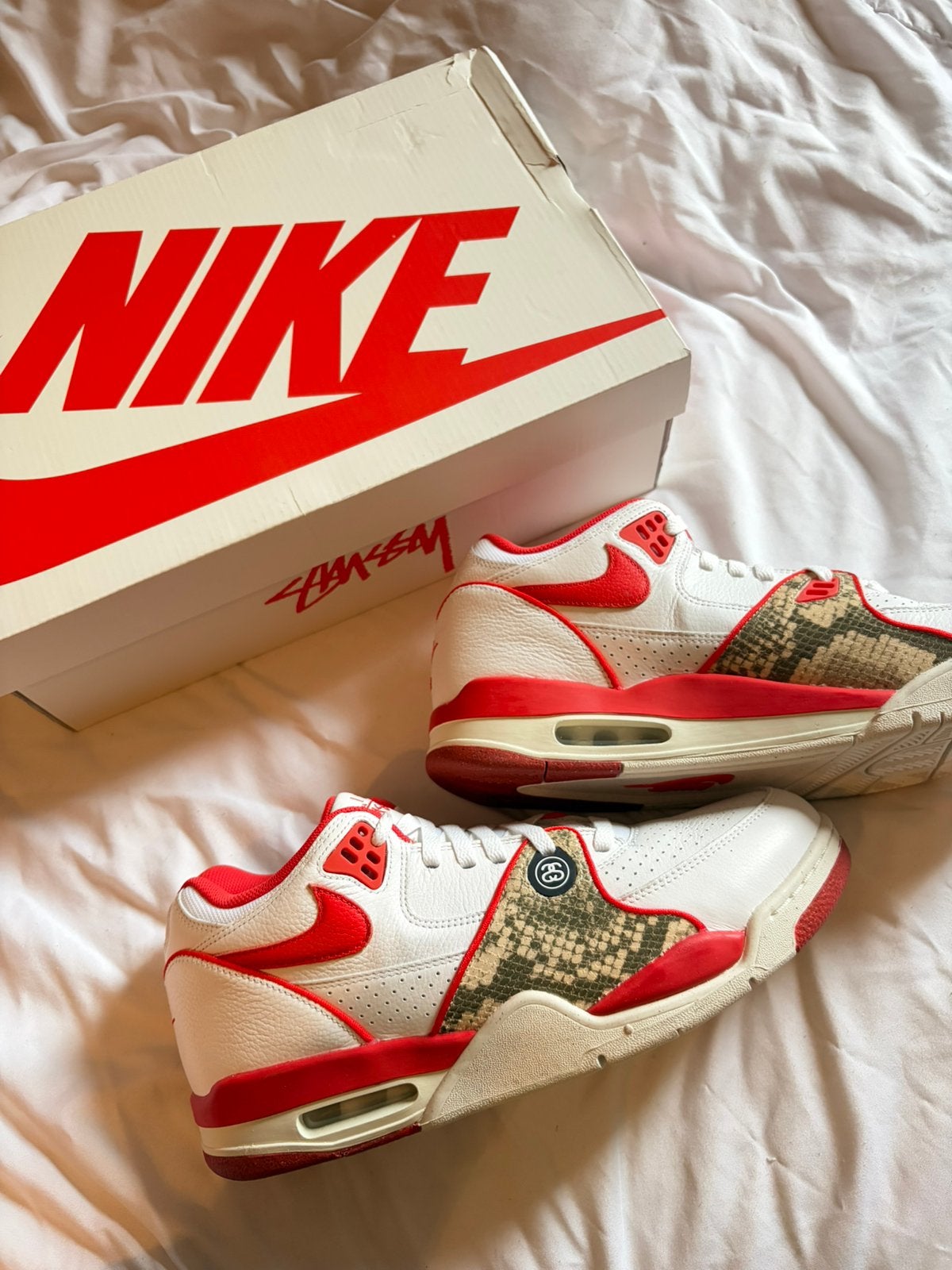 Stüssy x Nike Air Flight 89 ‘Habanero’ maat 45, Wit, Ophalen of Verzenden, Sneakers of Gympen, Zo goed als nieuw