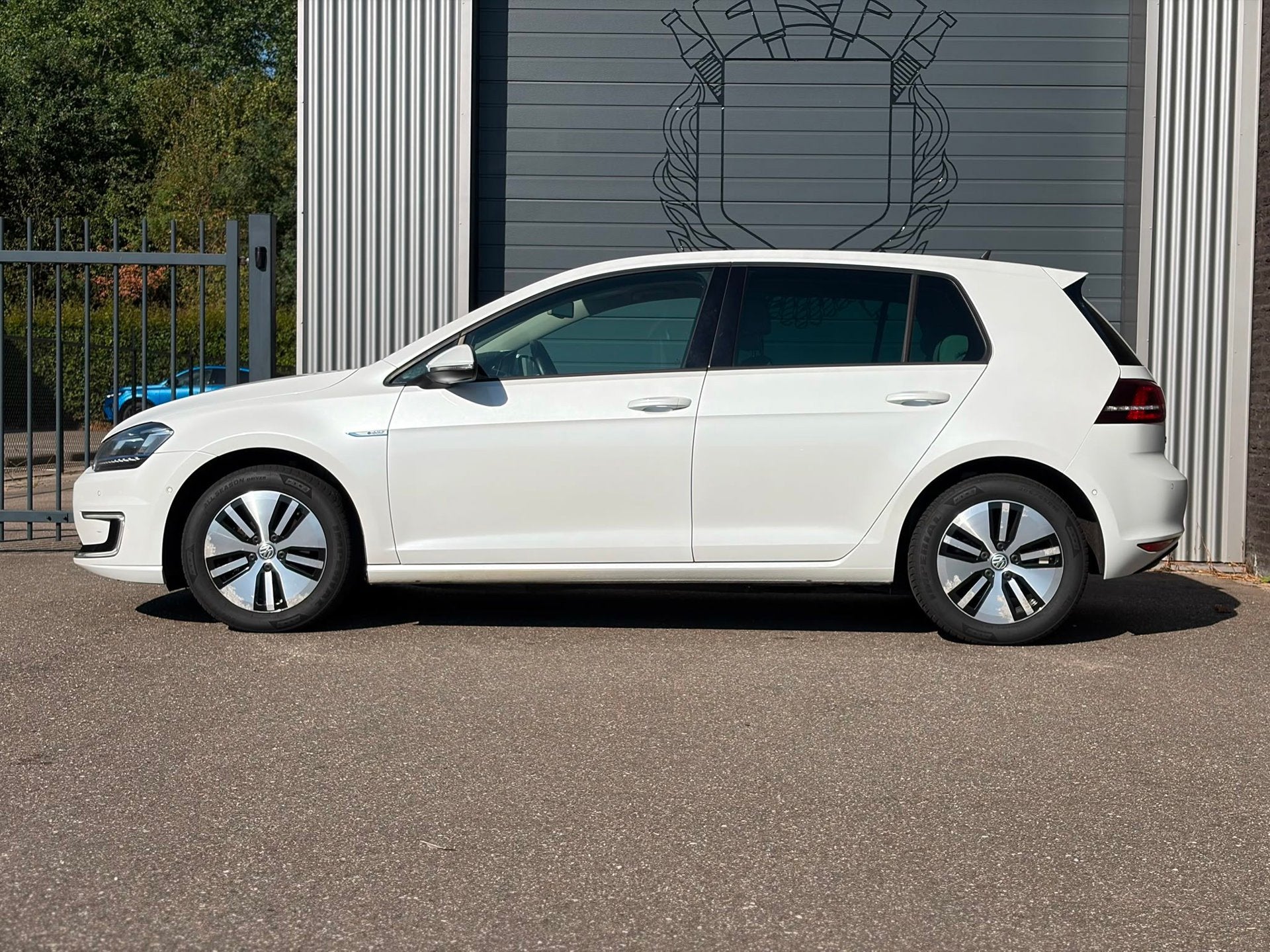 Volkswagen E-Golf E-Golf Automaat|Camera|Ecc, Auto's, Volkswagen, Beige, 116 pk, Wit, Leder