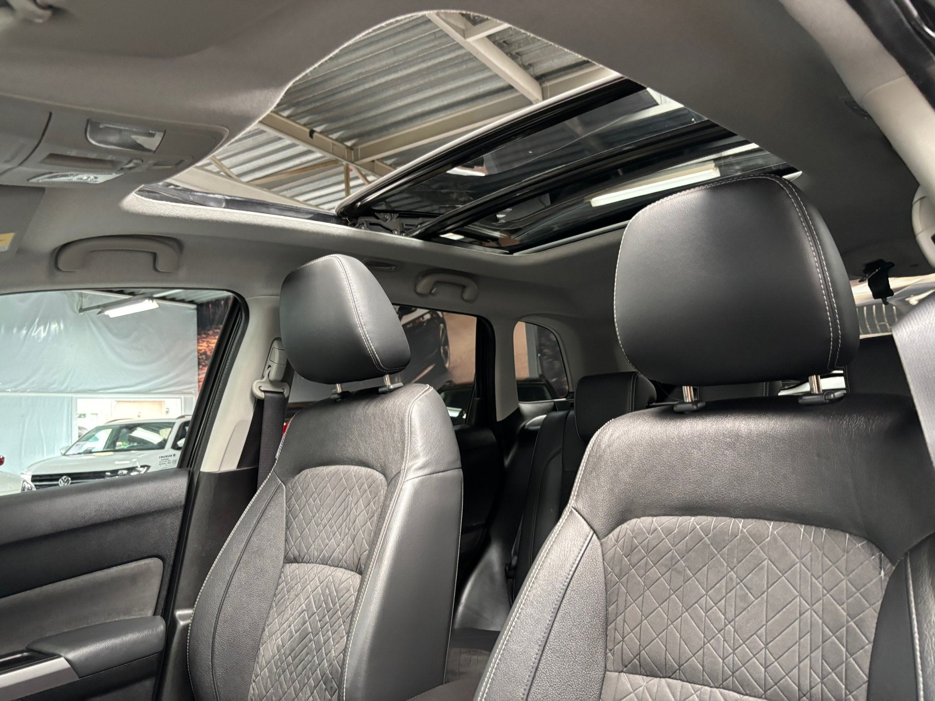 Foto 24 van Suzuki VITARA 1.0 Boosterjet Stijl