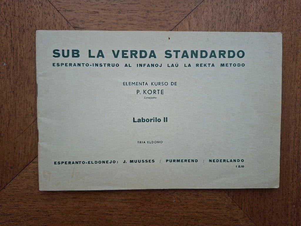 Sub la verda standardo Esperanto Werkboek II, Verzamelen, Ophalen of Verzenden, Zo goed als nieuw