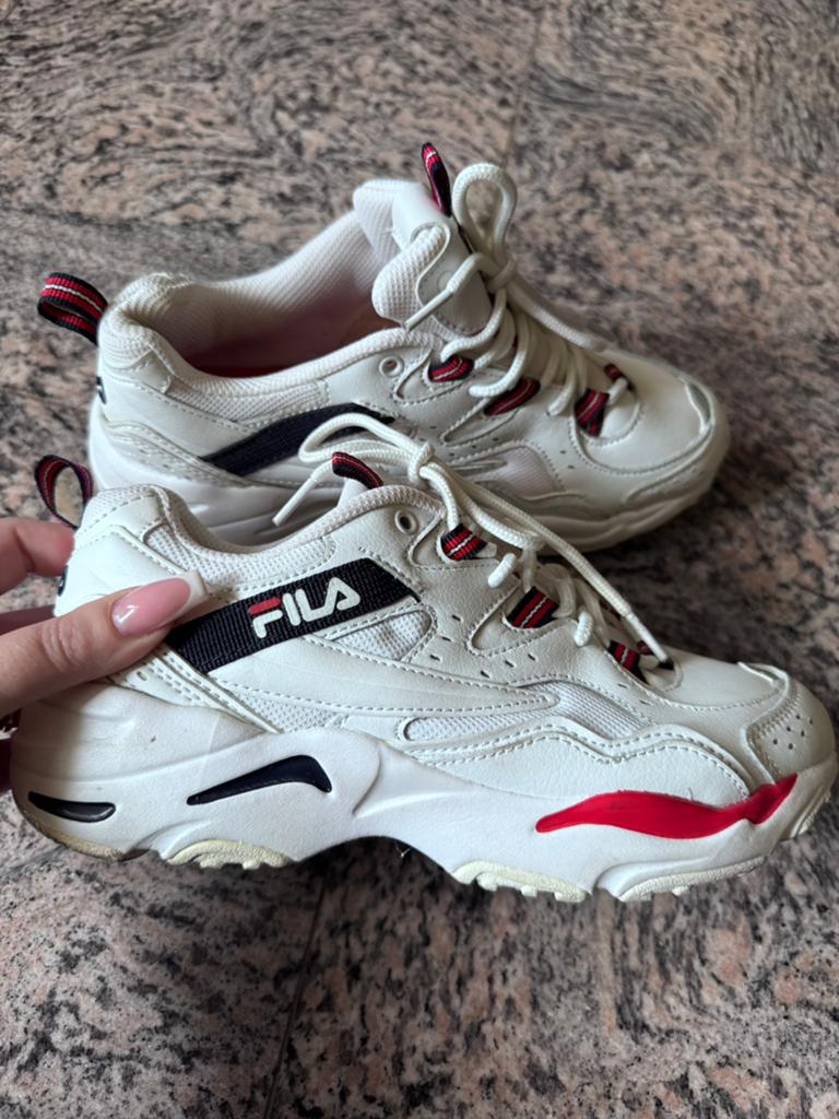 FILA dames sneakers, Ophalen of Verzenden, Zo goed als nieuw, Wit, Sneakers of Gympen