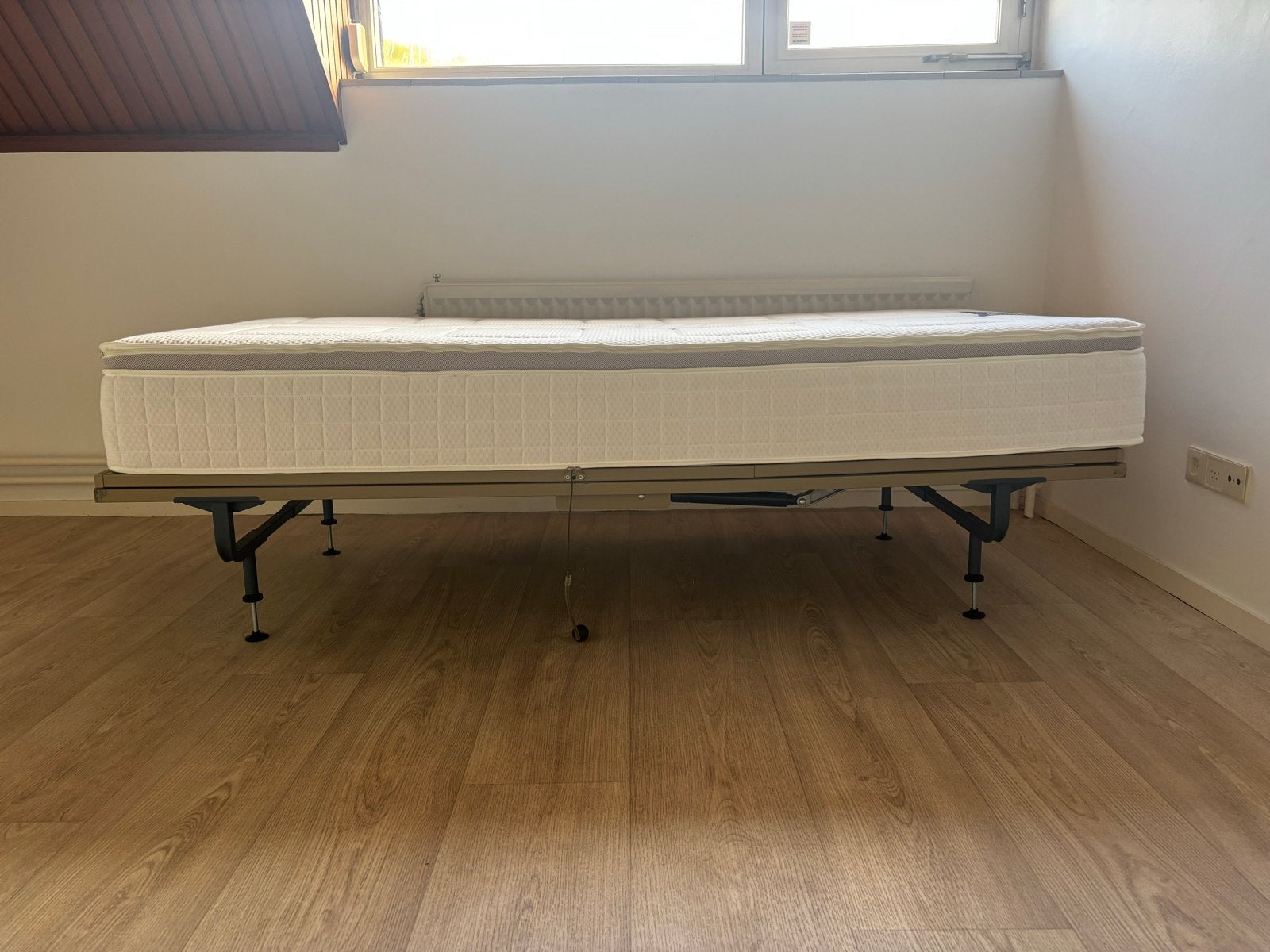 Auping 1-persoons spiraalbodem met matras OPHALEN IN MIERLO, Huis en Inrichting, Ophalen, Gebruikt, 90 cm, Eenpersoons