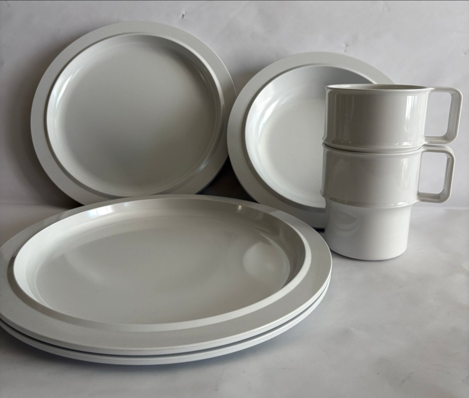 Mepal servies 2-persoons, zo goed als nieuw, Kunststof, Mepal, Ophalen of Verzenden, Zo goed als nieuw