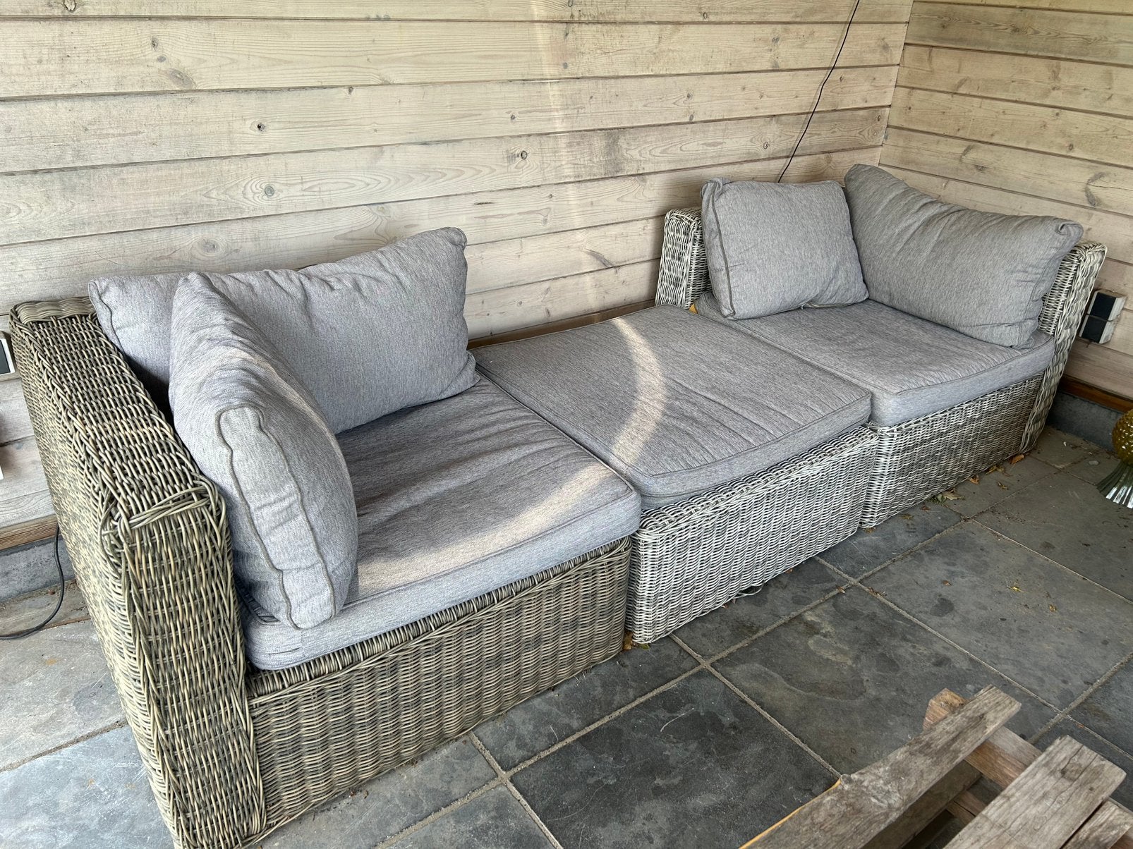 Rotan loungeset 3-delig met kussens, Ophalen, 4 zitplaatsen, Gebruikt, Rotan