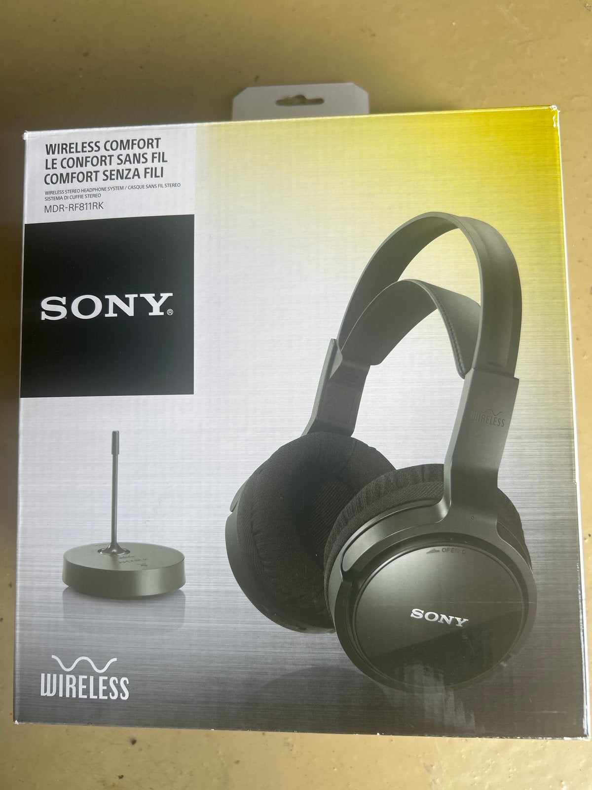 Sony MDR-RF811RK Draadloze Hoofdtelefoon - Nieuw in Doos, Ophalen, Nieuw, Zwart, Draadloos