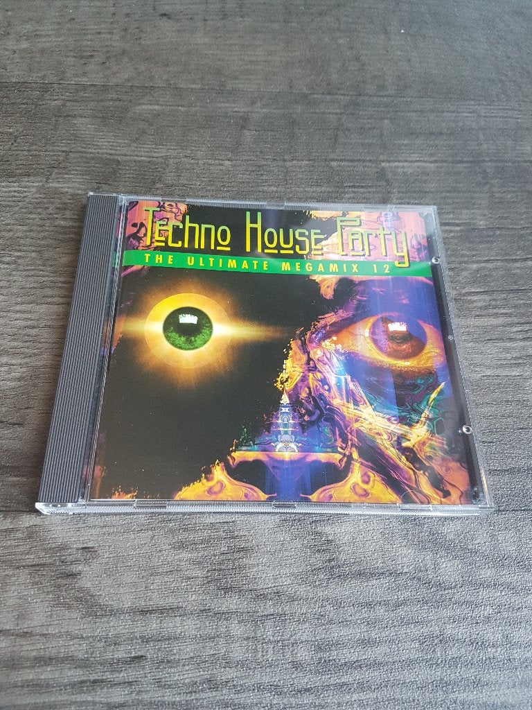 Techno House Party - The Ultimate Megamix 12 - Houseclassics, Cd's en Dvd's, Cd's | Dance en House, Ophalen of Verzenden, Gebruikt