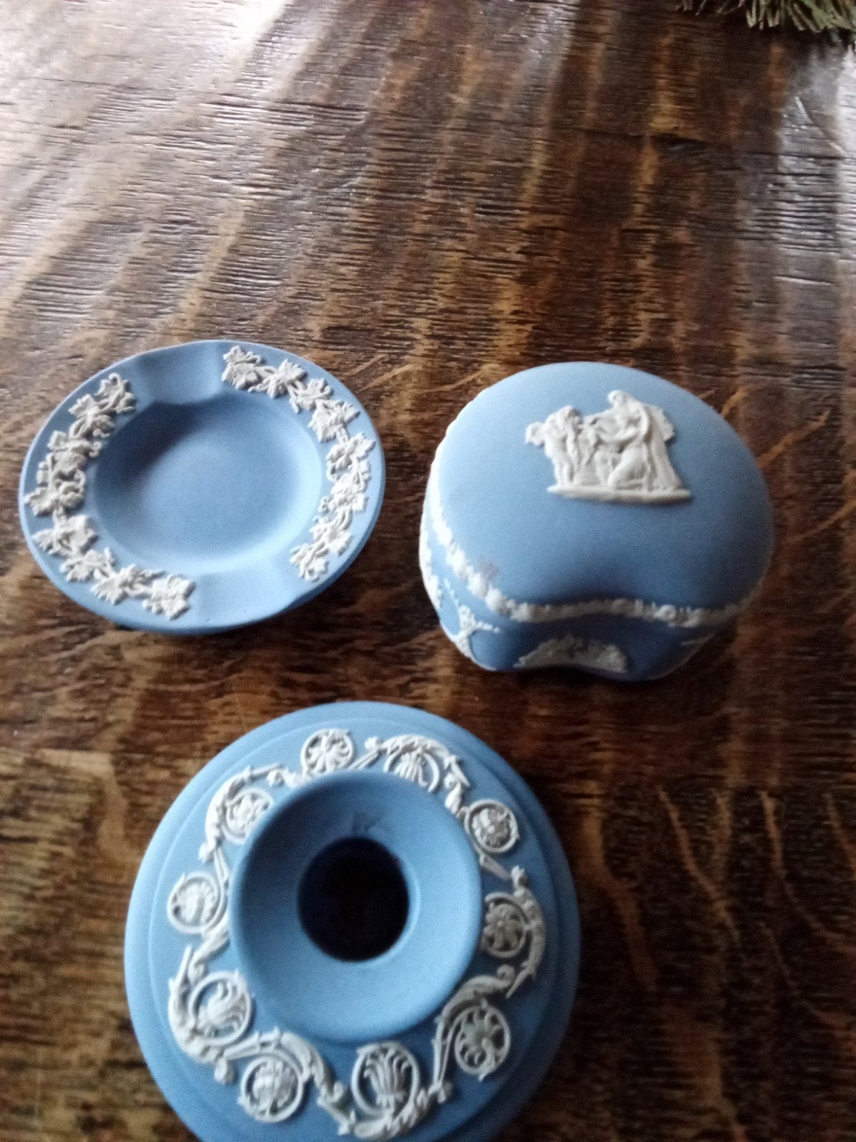 Wedgwood Jasperware set: asbak, doosje, kandelaar, Antiek en Kunst, Ophalen