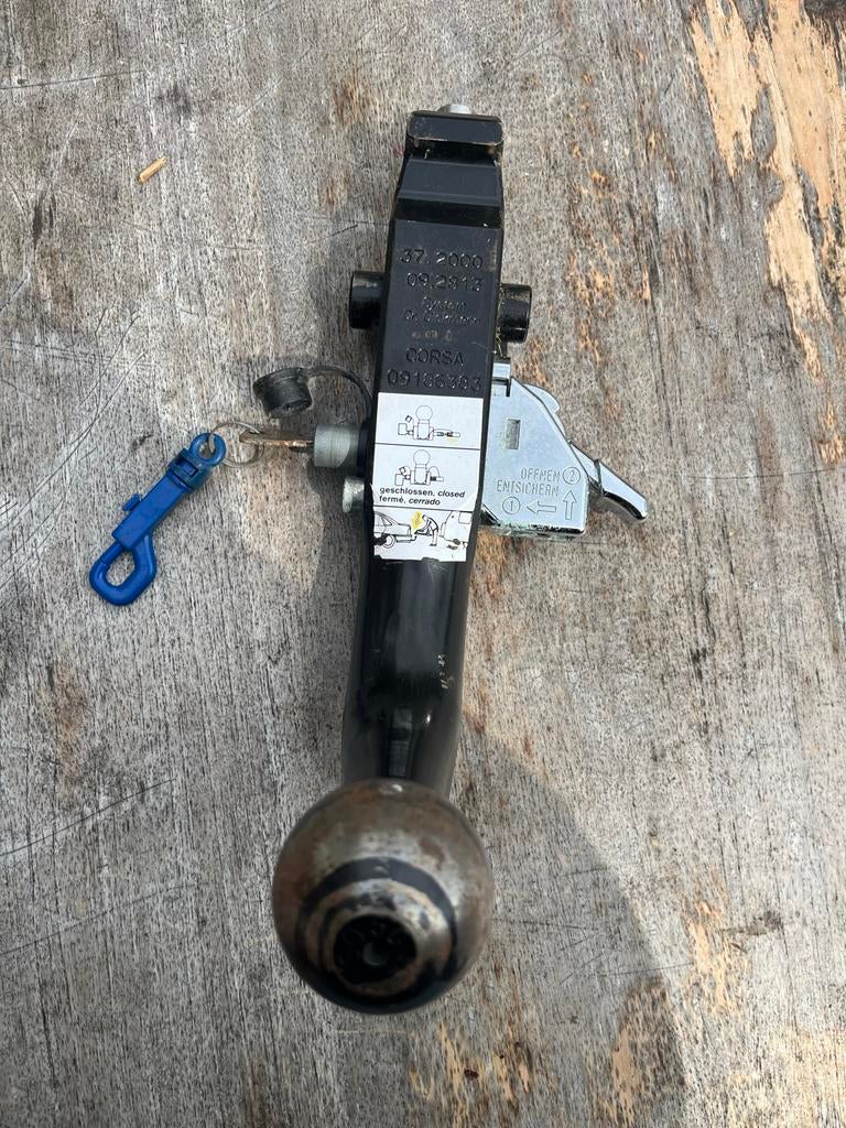 Afneembare trekhaak voor Opel Corsa (37.2000 - 09.2013), Auto-onderdelen, Ophalen of Verzenden, Gebruikt