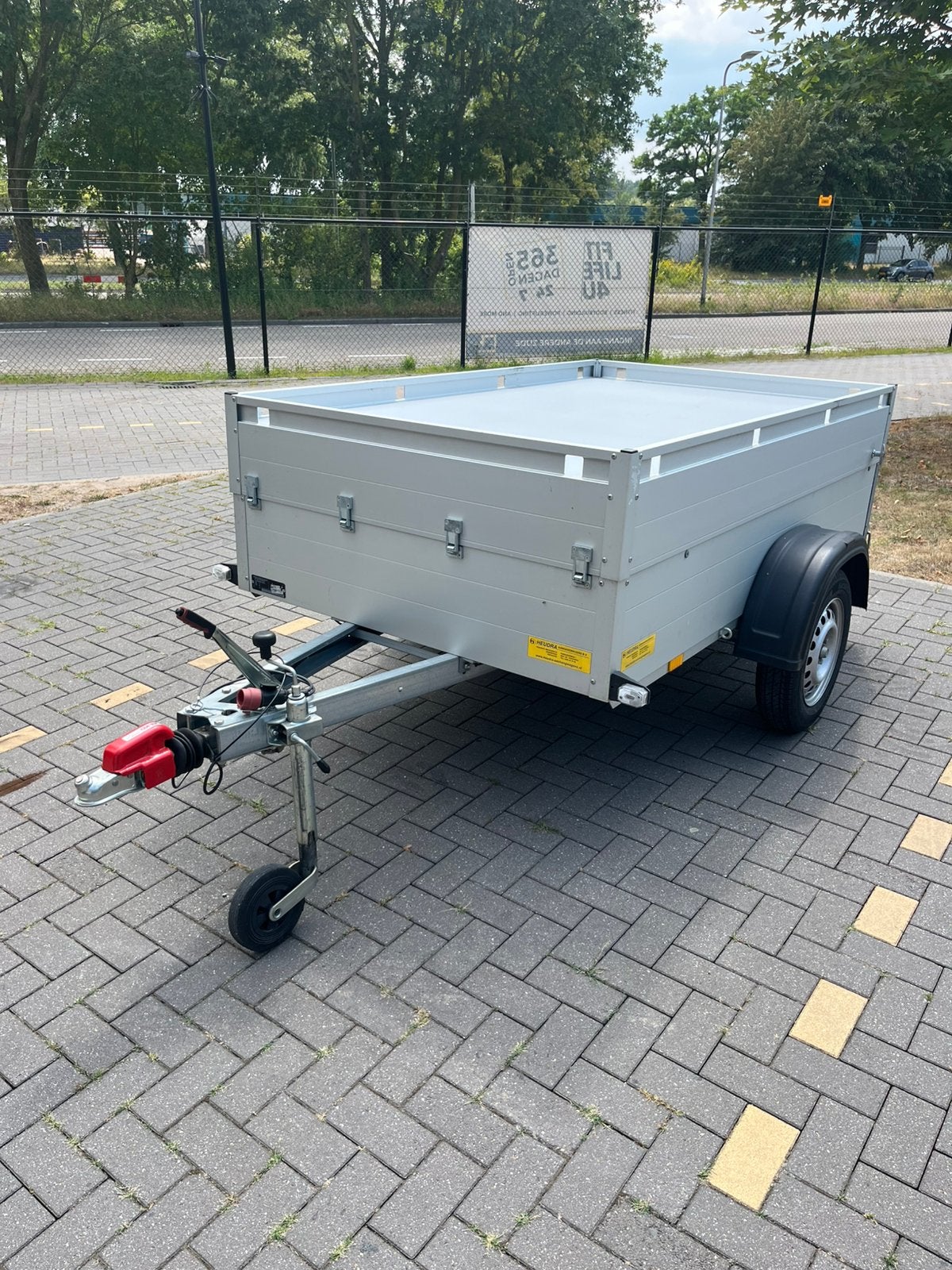Te Huur; Bagage aanhanger | ideaal voor de (zomer)vakantie, Fietsen en Brommers, Ophalen, Zo goed als nieuw, 80 kg of meer