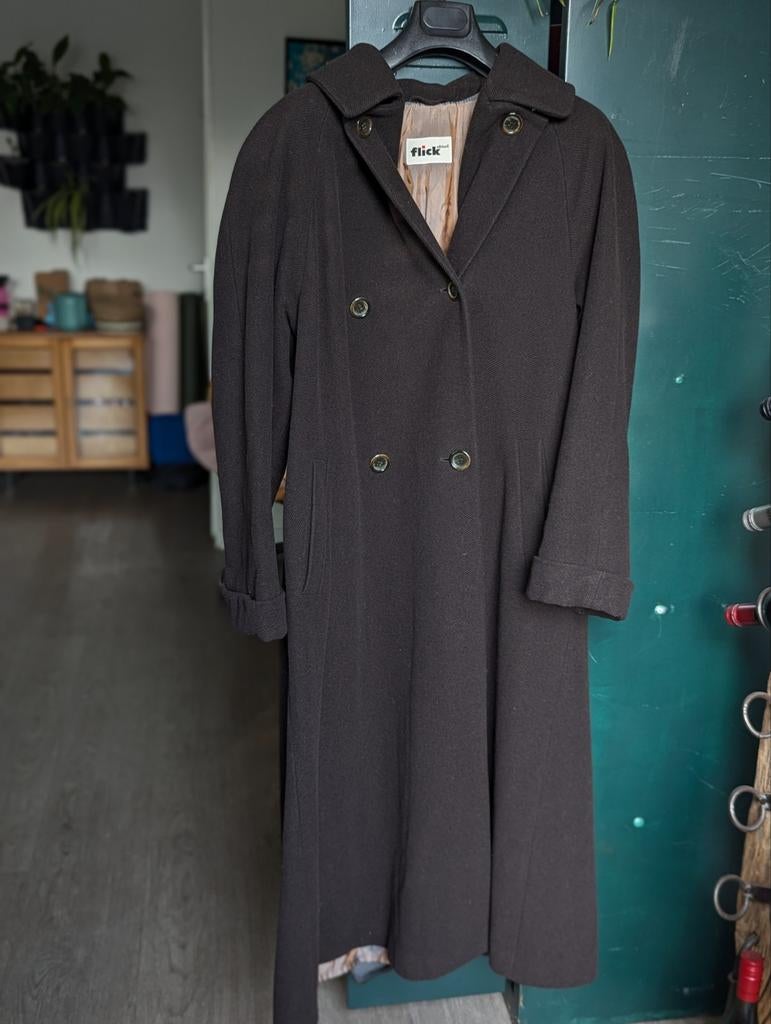 Prachtige donkerbruine dames mantel winter - maat 42-44, Kleding | Dames, Maat 38/40 (M), Bruin, Ophalen of Verzenden, Zo goed als nieuw