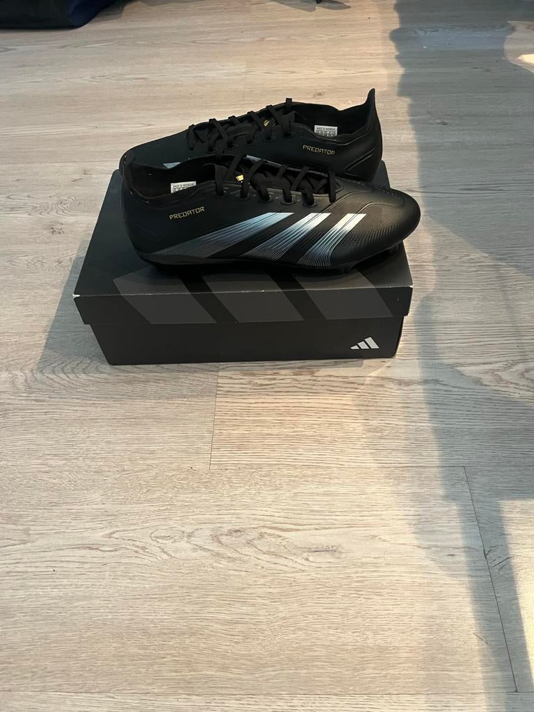 Adidas Predator 24 voetbalschoenen - Maat 46, Sport en Fitness, Verzenden, Nieuw, Schoenen