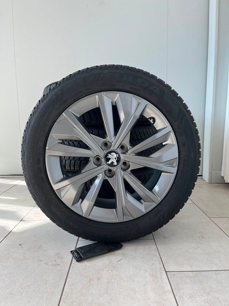 17" Peugeot 508 Velgen met winterbanden, Auto-onderdelen, Banden en Velgen, Velg(en), 17 inch, Personenwagen, Gebruikt