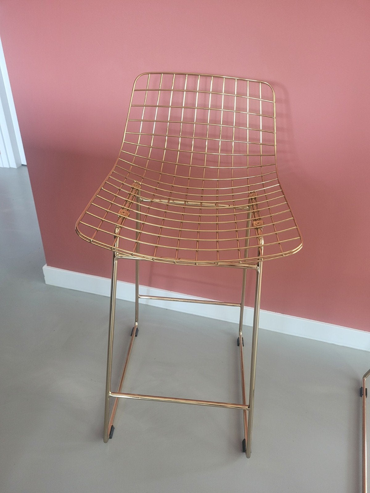 Gouden draadstoel barkruk, zithoogte 70 cm, 1 kruk, Ophalen, Metaal, 60 tot 90 cm