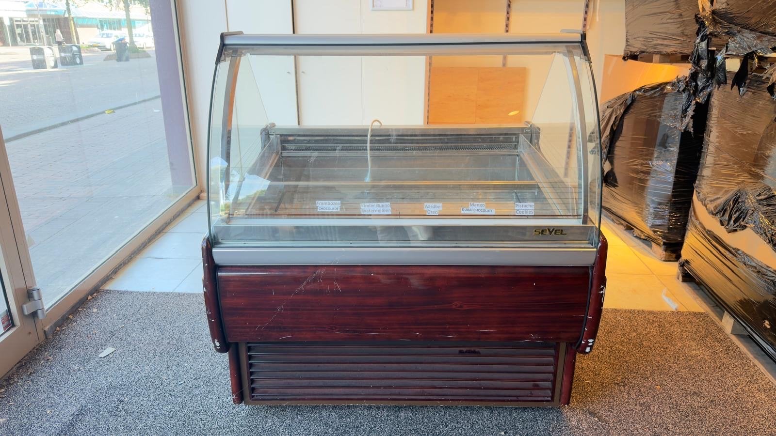 SEVEL IJsvitrine - Professionele Koelvitrine, Ophalen