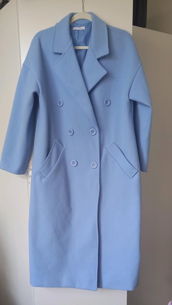 Licht blauwe lange winterjas MT 42 LARGE, Ophalen, Zo goed als nieuw, Maat 42/44 (L), Blauw