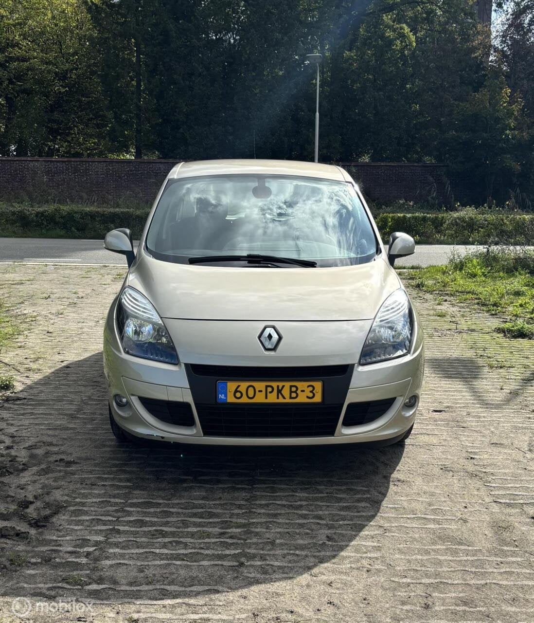 Renault Scenic 1.6 Dynamique, Auto's, Euro 5, Stof, Gebruikt, 4 cilinders