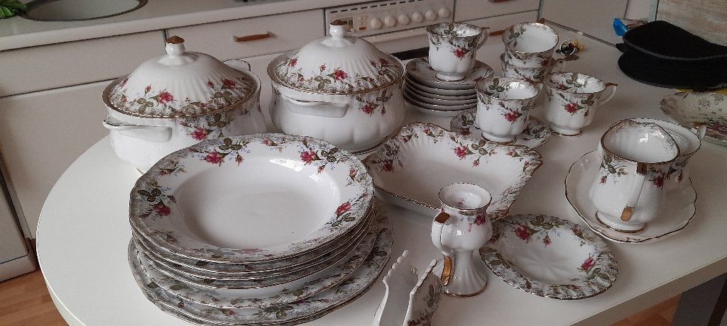 Servies met bloemen, Ophalen, Gebruikt, Overige stijlen, Bord(en)
