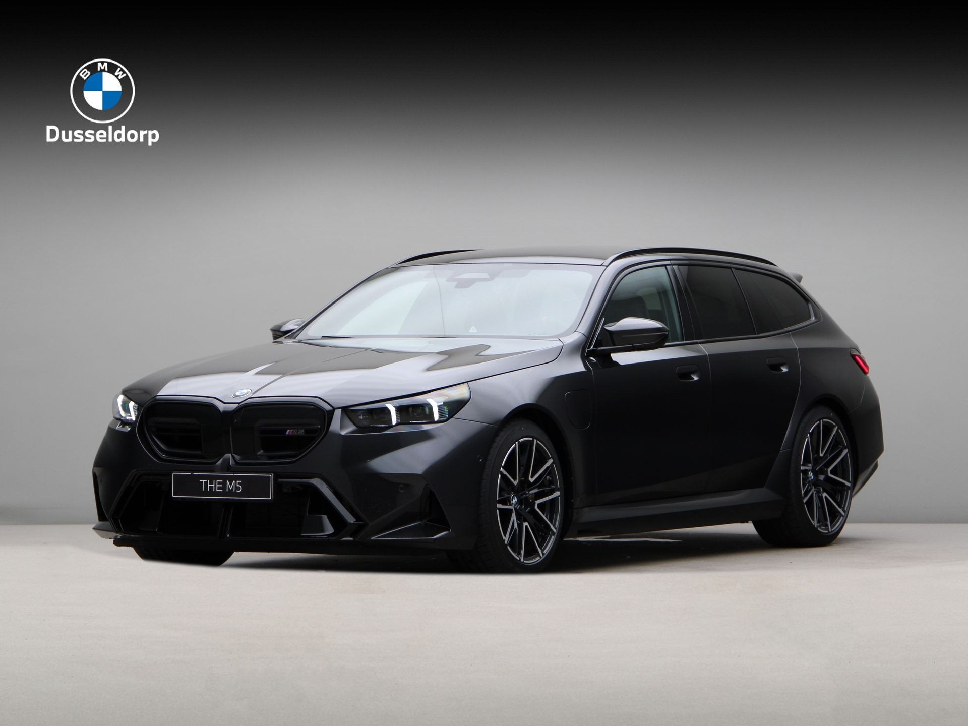 BMW M5 Touring Comfort Pakket | M Carbon-keramische remmen |, Verwarmde buitenspiegels, 4395 cc, Overige brandstoffen, Zilver of Grijs