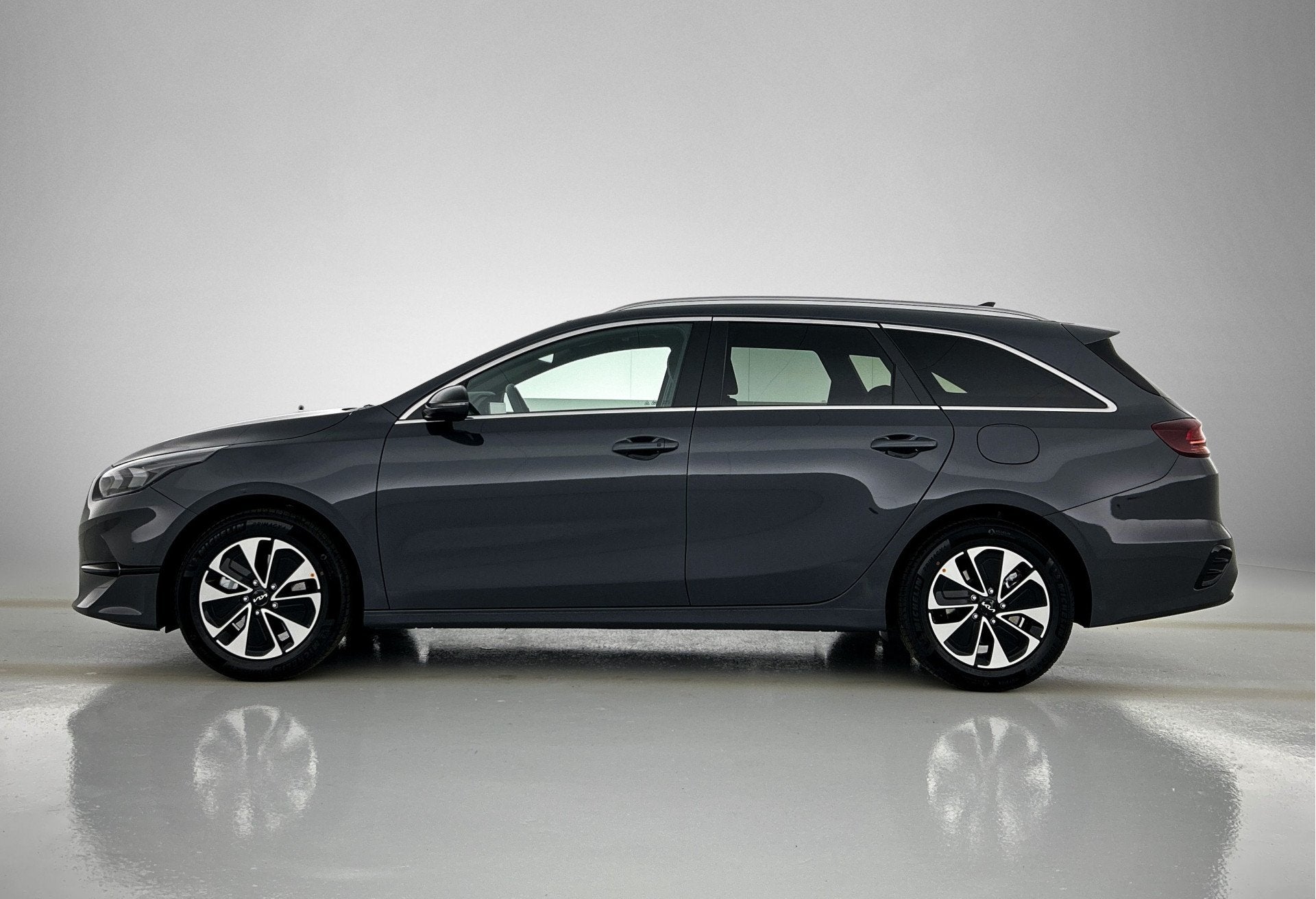 Kia Ceed Sportswagon 1.0 T-GDi Design Edition Stoelverwarmin, Auto's, Voorwielaandrijving, 12 maanden, Zwart, Origineel Nederlands