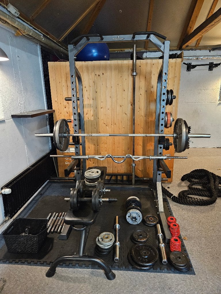 Half/squat rack krachtstation halterschijven halterstangen, Sport en Fitness, Ophalen, Gebruikt, Halterset