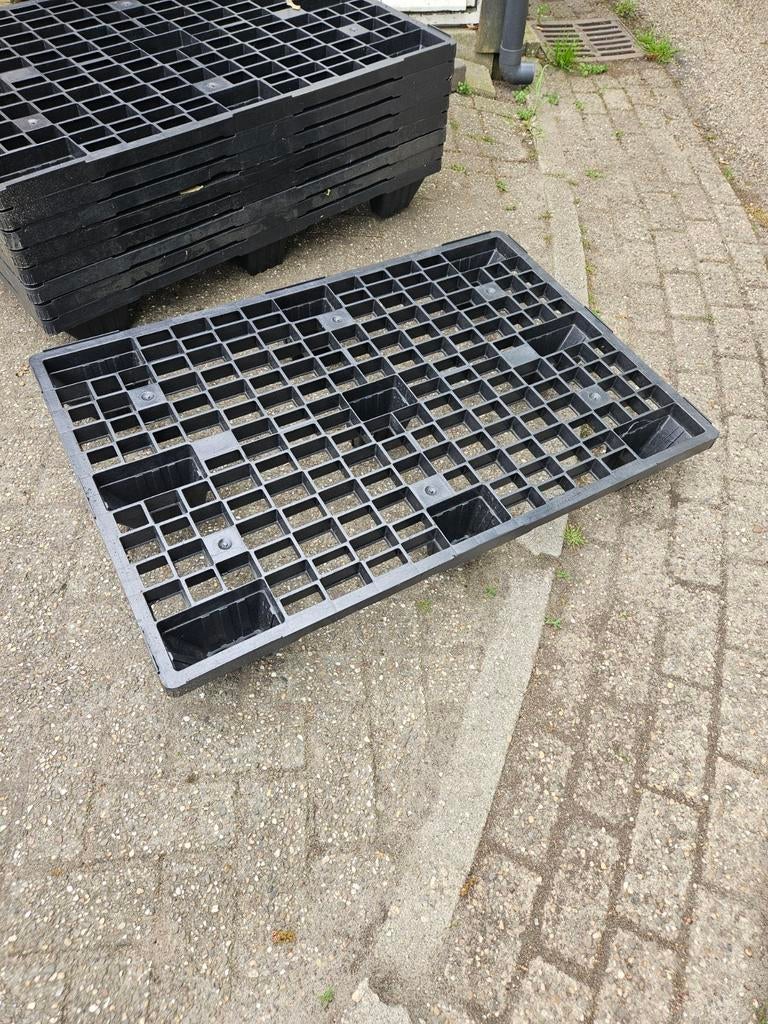 10 x kunststof pellets, Doe-het-zelf en Verbouw, Kratten en Dozen, Ophalen