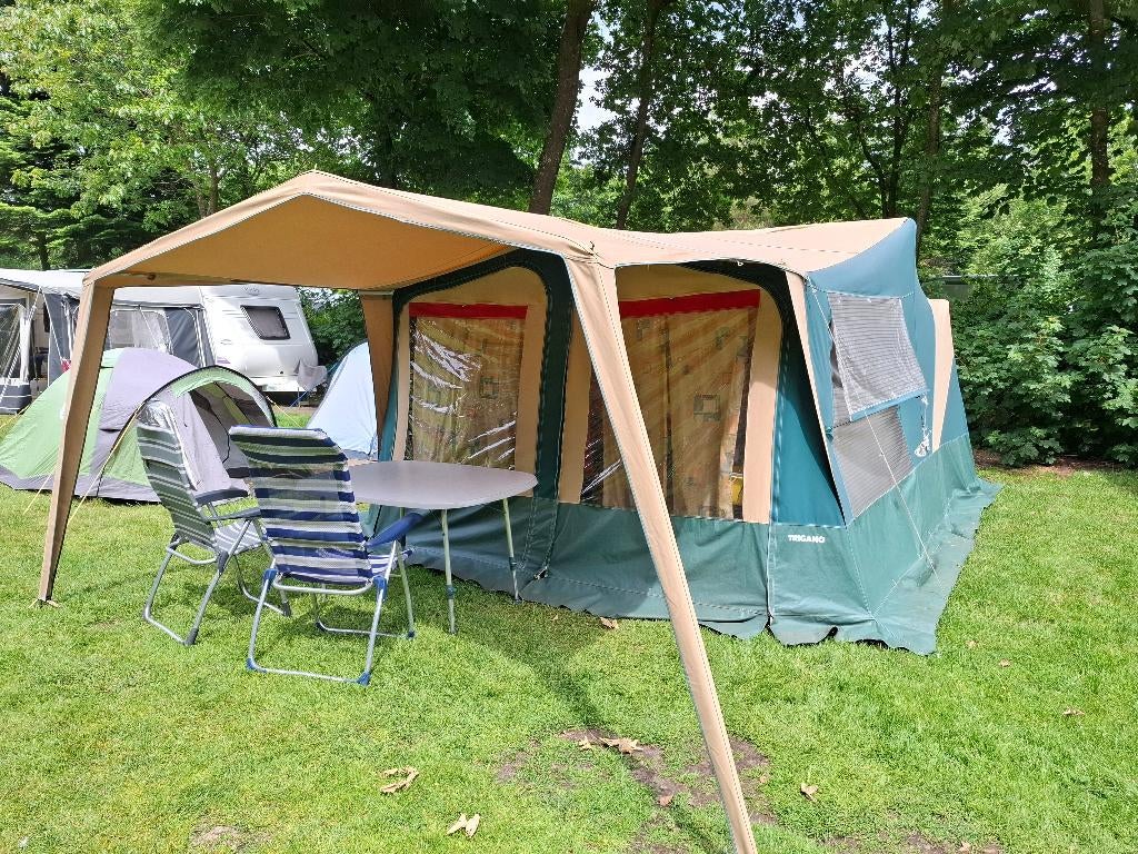 Trigano Odyssee compleet met luifel, zijtent en inrichting, Caravans en Kamperen, Ophalen, Trigano, Aanwezig, Tot en met 6