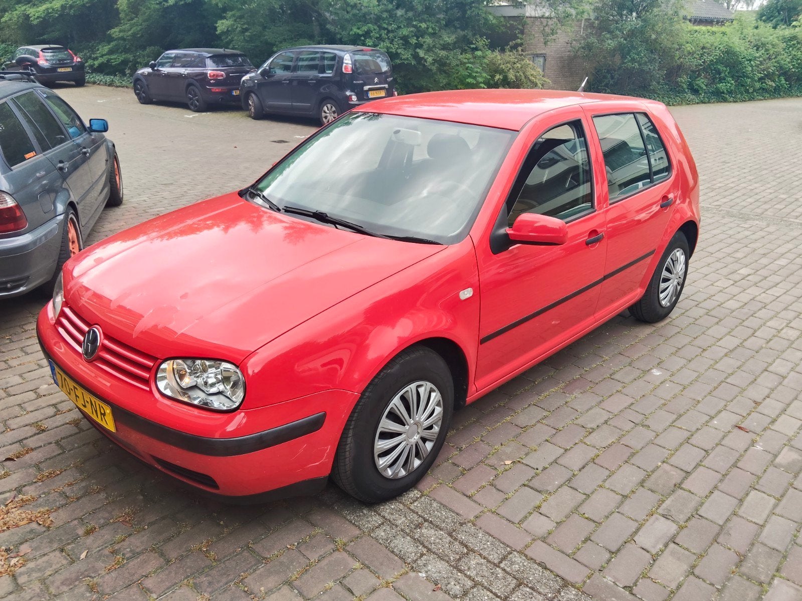 Volkswagen Golf 4 1.4 met Apk 2e eigenaar lage km stand, Voorwielaandrijving, 74 pk, Zwart, 4 cilinders