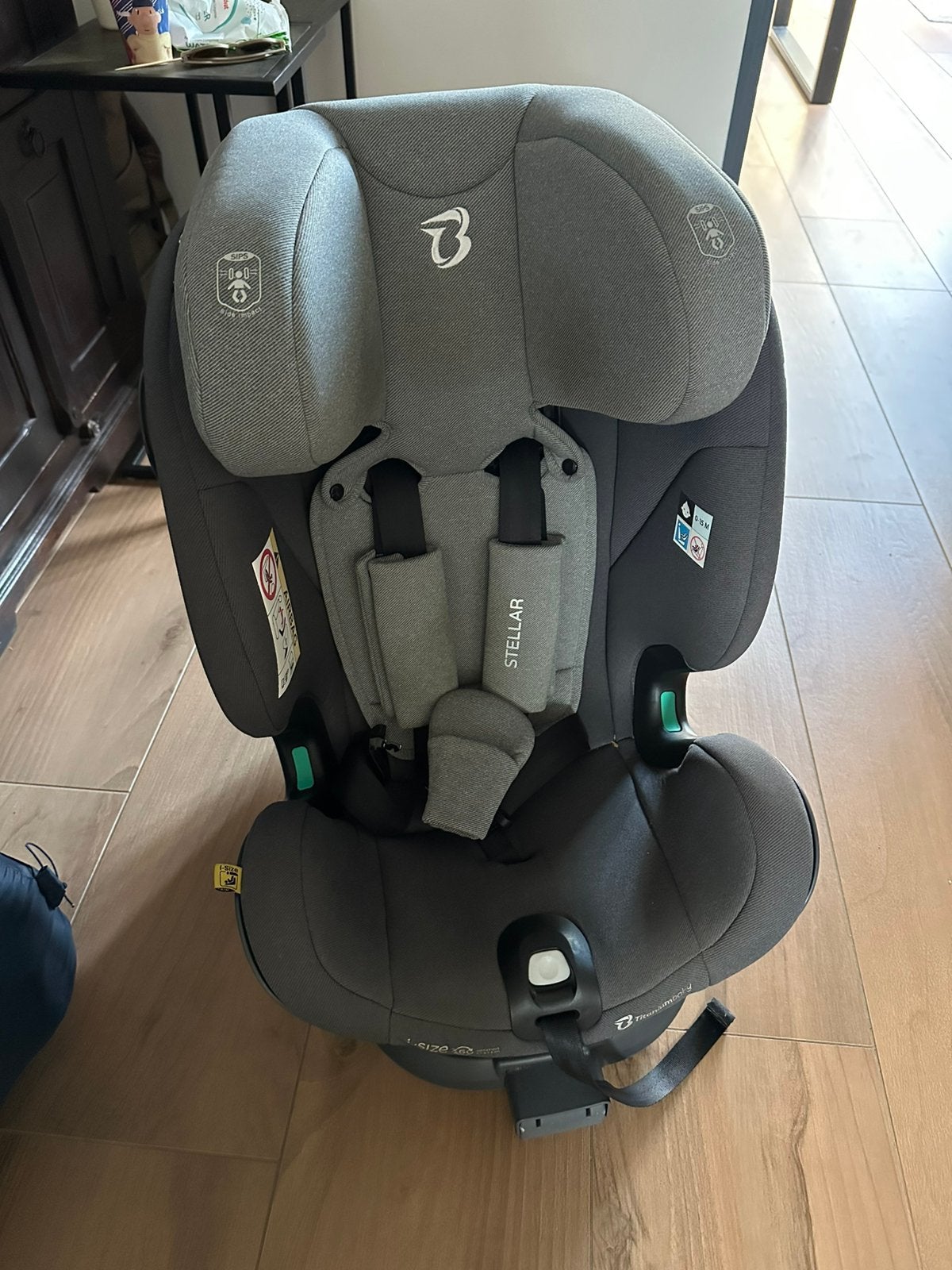 Titaniumbaby Stellar i-Size Autostoel Grijs, Kinderen en Baby's, Autostoeltjes, Verstelbare rugleuning, Zo goed als nieuw, Isofix