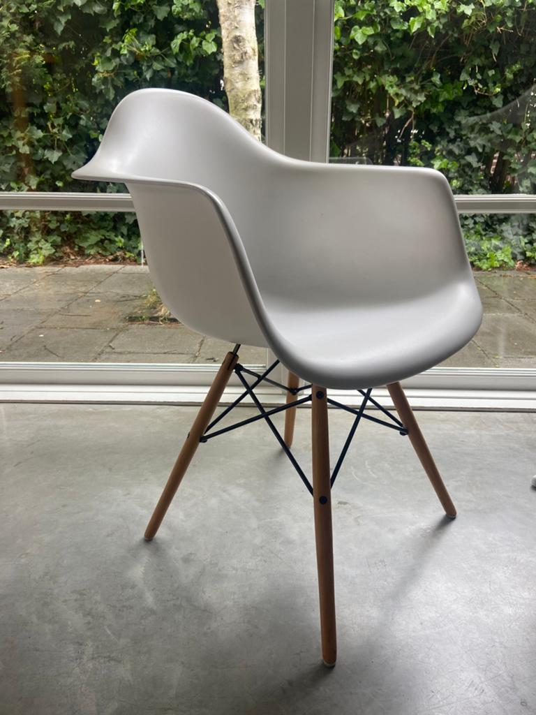 Vitra Eames stoelen replica 6x, Huis en Inrichting, Stoelen, Ophalen, Zo goed als nieuw