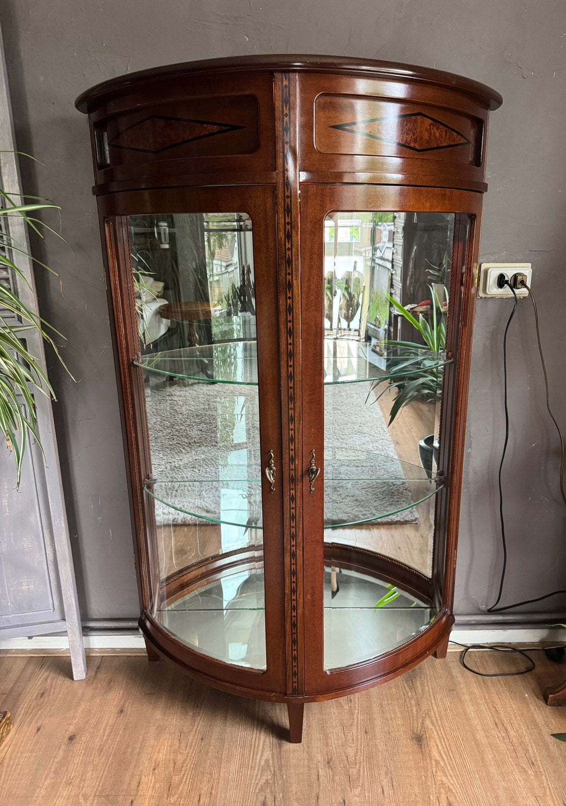 Edwardiaanse ingelegde mahoniehouten vitrinekast rond, Ophalen of Verzenden