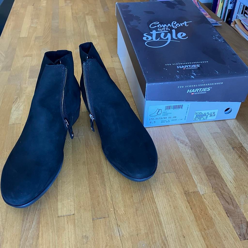 Hartjes City Boot Nubuck Zwart - Maat 6.5 (39.5), Kleding | Dames, Schoenen, Ophalen, Nieuw, Zwart, Lage of Enkellaarzen