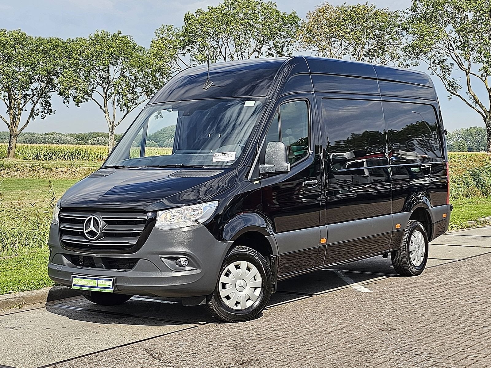 MERCEDES-BENZ SPRINTER 317 l2h2 mbux navi ac, Gebruikt, Zwart, Mercedes-Benz, Bedrijf