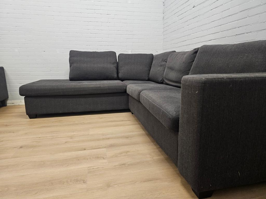 Hoekbank antraciet, 125 cm of meer, 125 cm of meer, Zo goed als nieuw, Info@homefriesland.nl