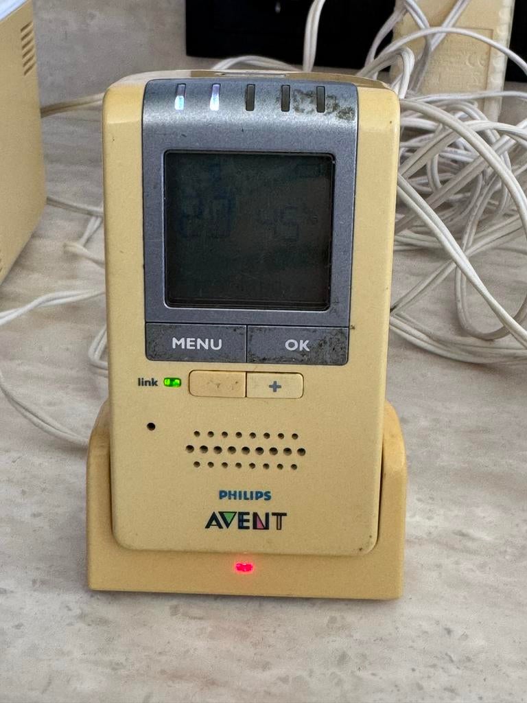 Philips Avent babyfoon - Werkt nog, wel verkleurd, Kinderen en Baby's, Babyfoons, Ophalen of Verzenden, Gebruikt, 250 meter of meer