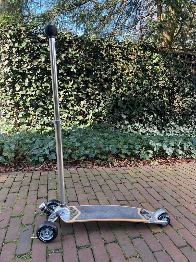 K2 Kick Two kickboard (retro step), Fietsen en Brommers, Steps, Ophalen, Zo goed als nieuw, Kickbike