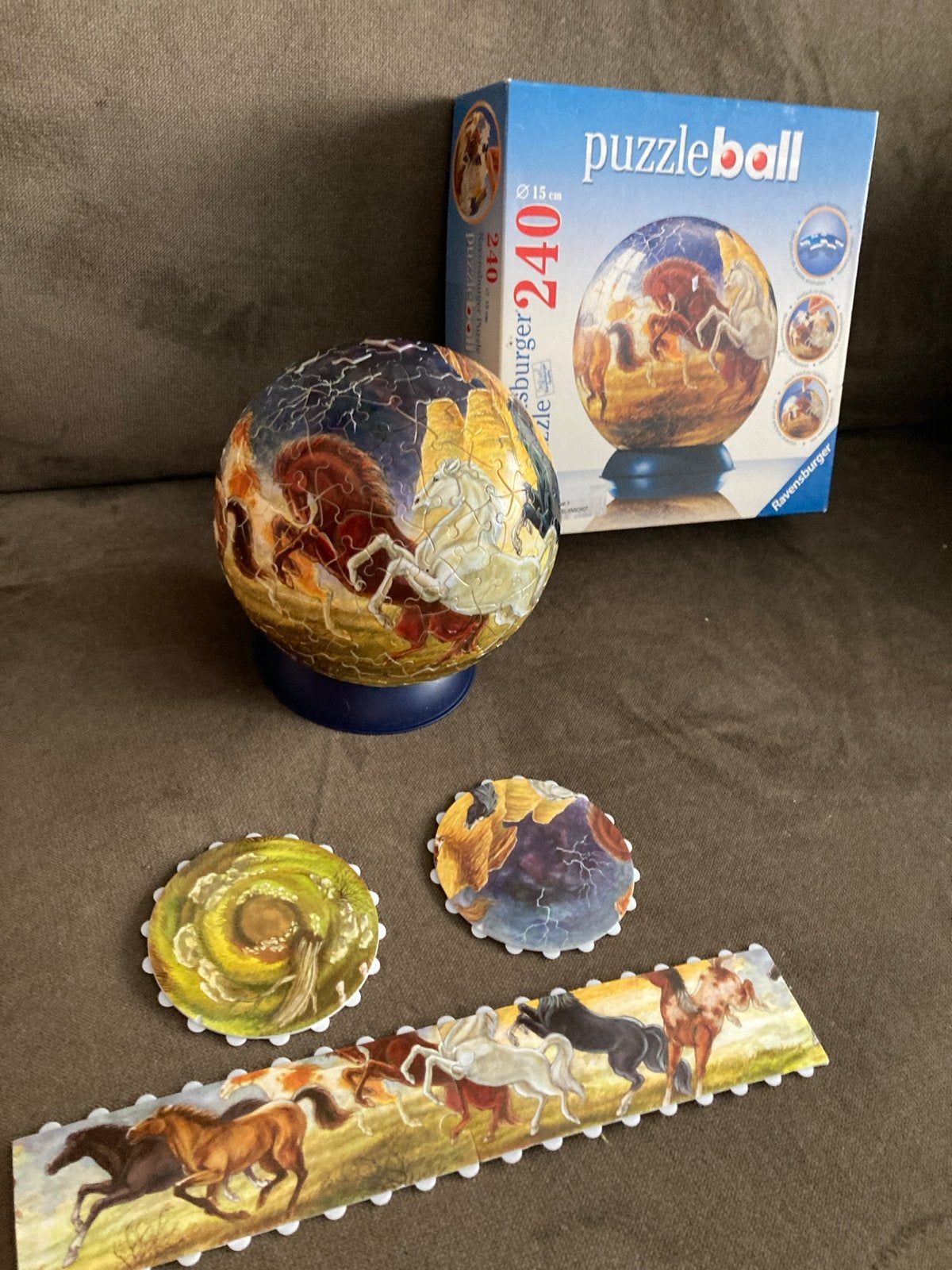 Ravensburger Puzzleball 240 stukjes - Paarden (zgan), Ophalen of Verzenden, Minder dan 500 stukjes, Zo goed als nieuw, Rubik's of 3D-puzzel