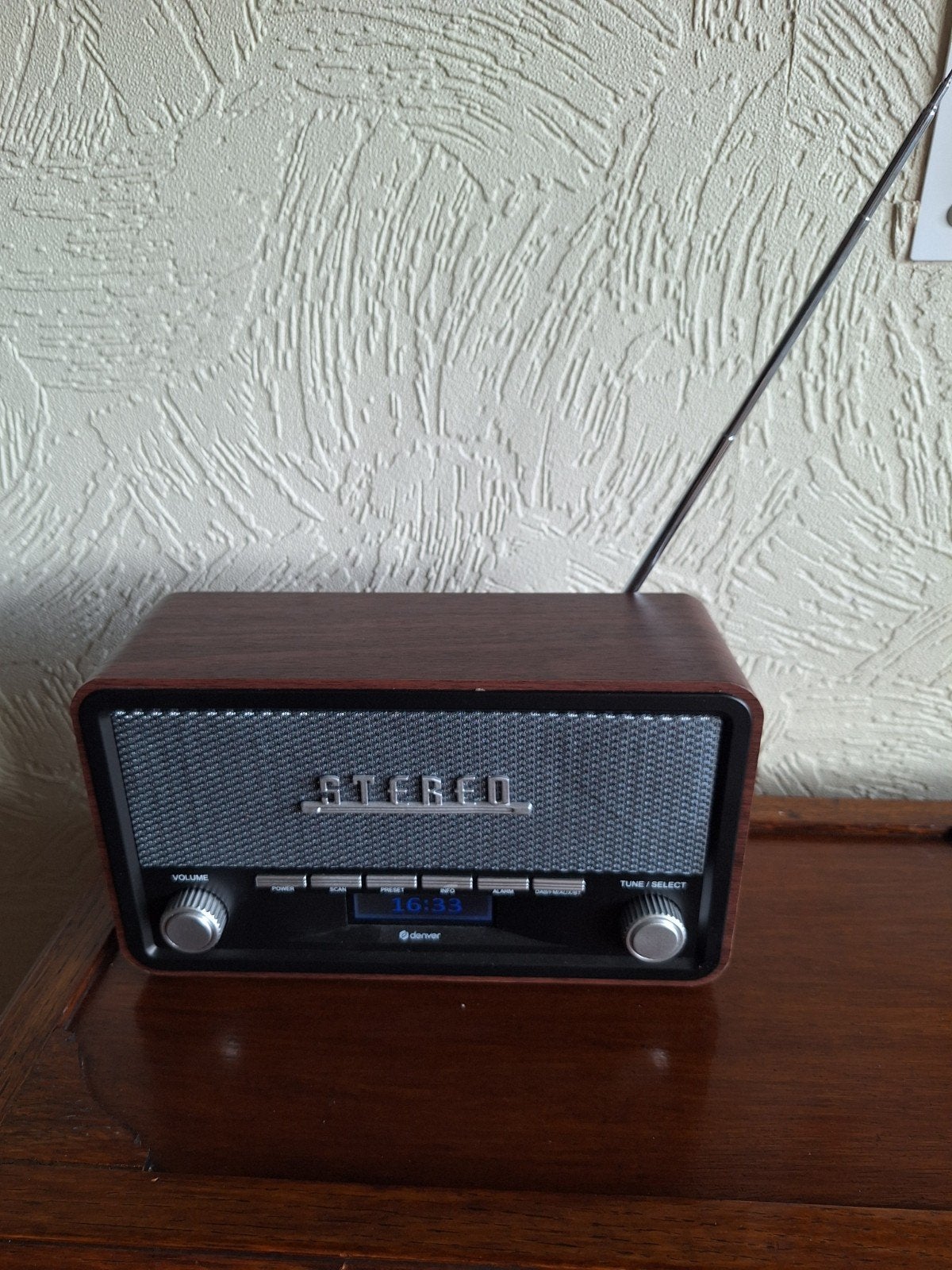 DAB-18  DENVER RADIO, Ophalen, Zo goed als nieuw
