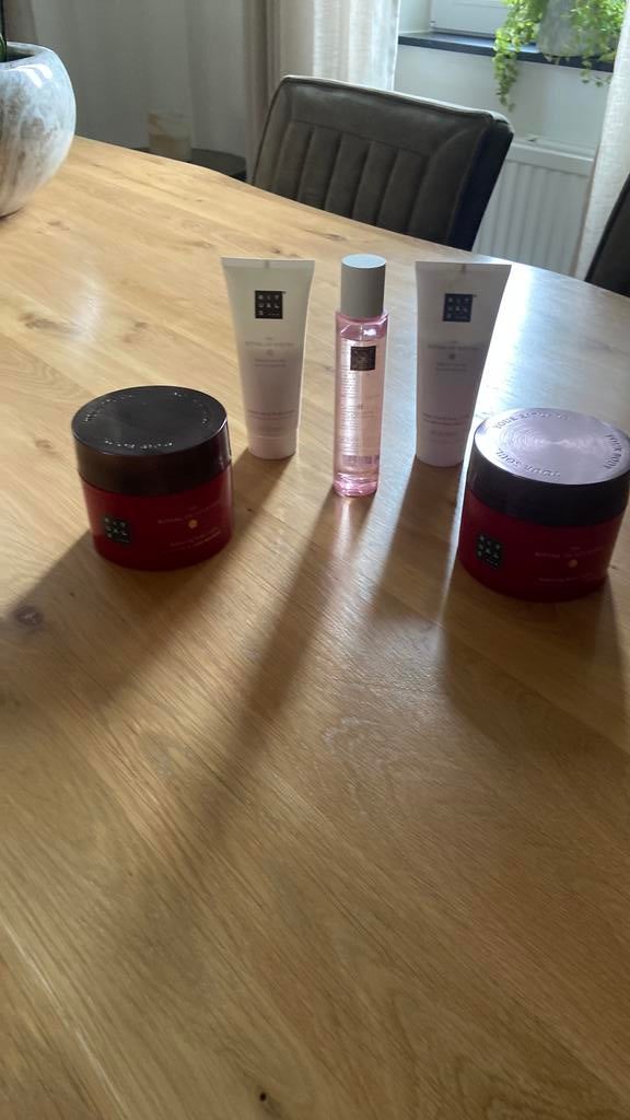 RITUALS!!, Ophalen of Verzenden, Zo goed als nieuw, Gehele gezicht