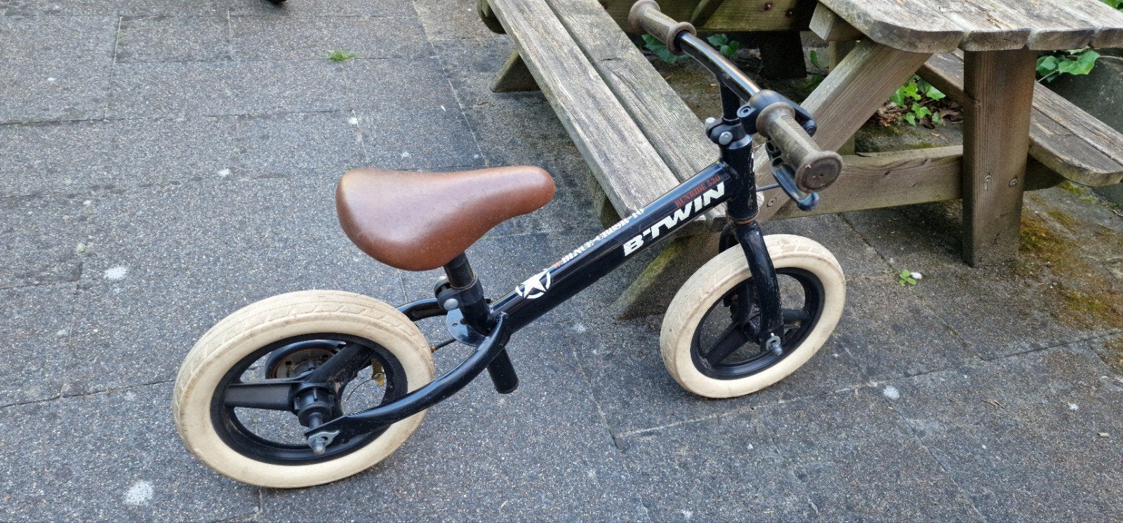 Leuke B'Twin loopfiets, perfect voor een tweede ronde!, Ophalen, Gebruikt, Loopfiets