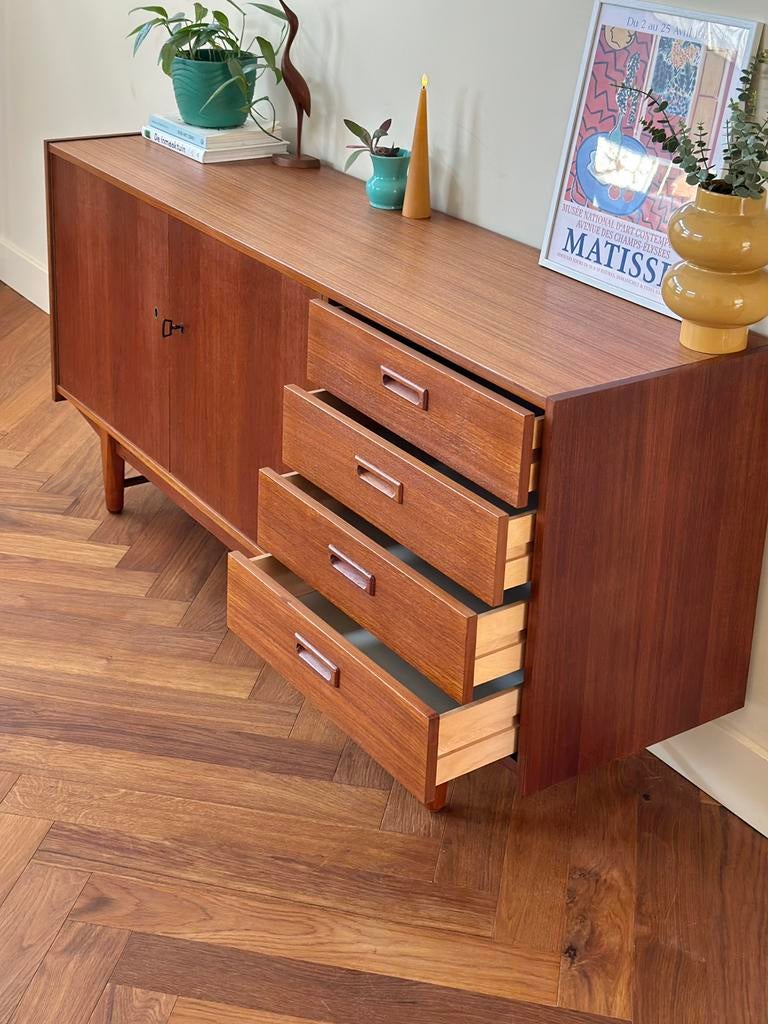 Vintage dressoir lowboard teak hout jaren 50/60/70, Ophalen, Gebruikt, Met deur(en), 150 tot 200 cm