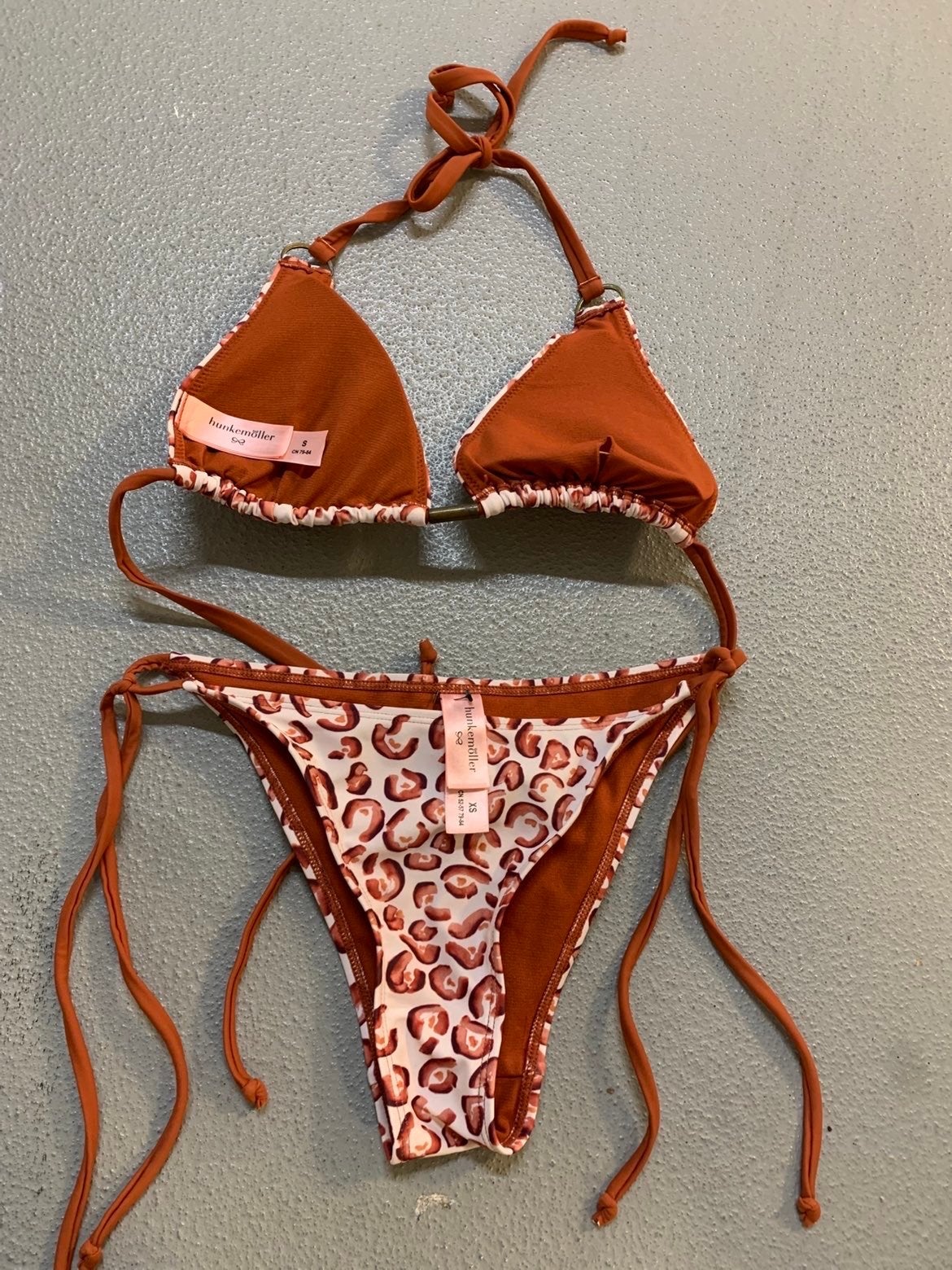 Mooie Hunkemöller panterprint bikini - boven S, onder XS, Ophalen of Verzenden, Gedragen, Meerkleurig, Bikini