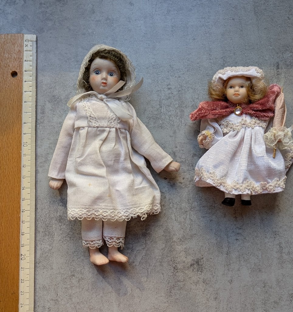 2 vintage porseleinen poppen, Ophalen of Verzenden, Zo goed als nieuw, Pop